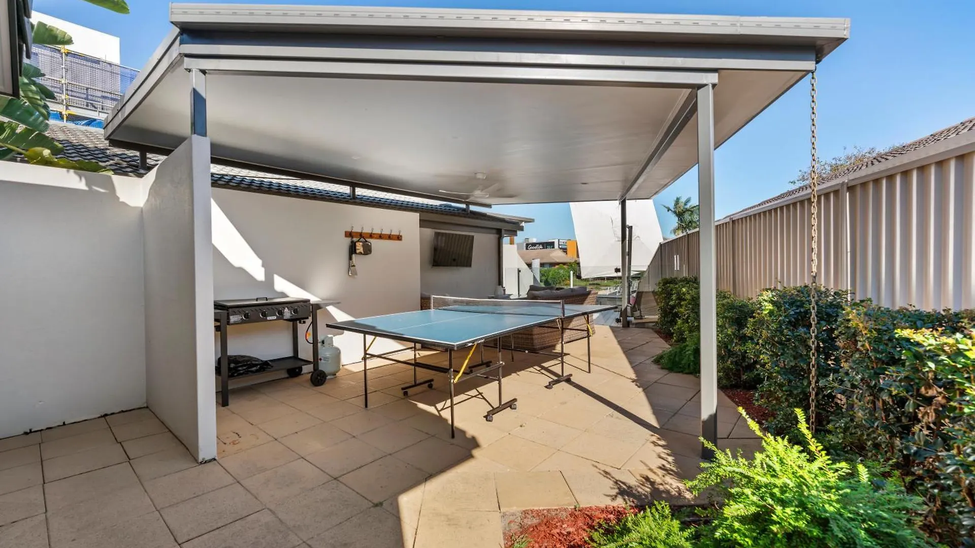Lux Waterfront Villa With Magnesium Spa - The Goldie Gold Coast Australien