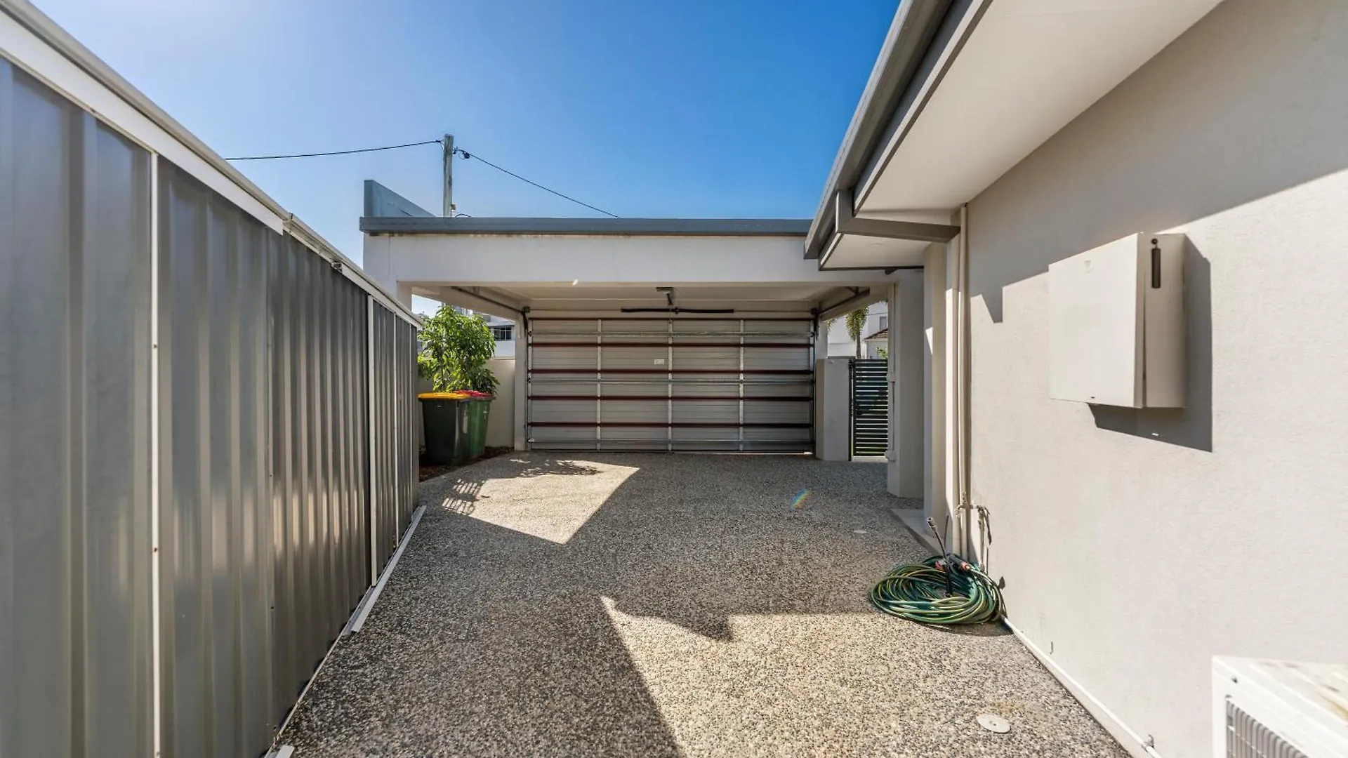 Lux Waterfront Villa With Magnesium Spa - The Goldie Gold Coast 0*,  Australien